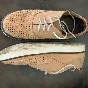 Women’s Merrell shoes size 11